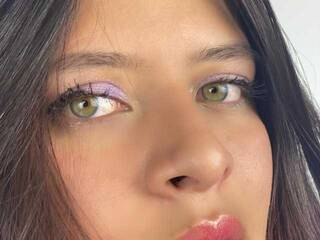 에로틱 한 영상 채팅 Emma-Pretty