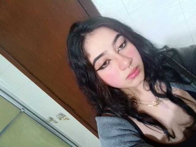 프로필 사진 emma-smit
