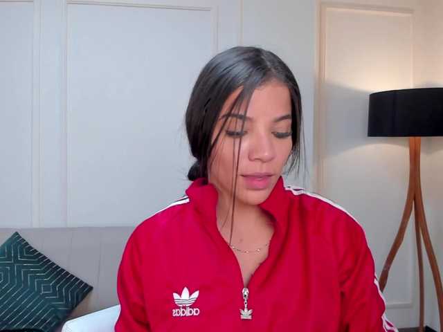 방송 스크린 샷 EmmaRussellx