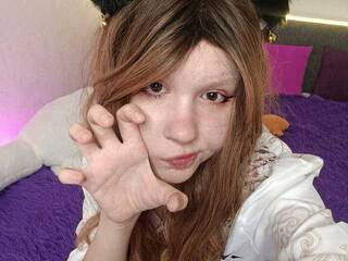 에로틱 한 영상 채팅 Emmy-Rise