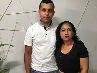 에로틱 한 영상 채팅 EMYLY-LIAM