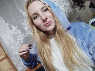 에로틱 한 영상 채팅 EnemyFolsy