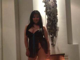 에로틱 한 영상 채팅 Ericahot