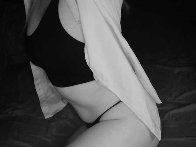 프로필 사진 Essy-Vettie