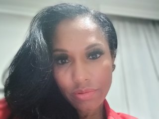 에로틱 한 영상 채팅 Estrelalua32
