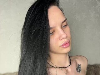 에로틱 한 영상 채팅 EvaDesire