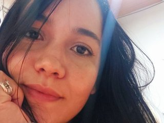 에로틱 한 영상 채팅 EvaThomsson