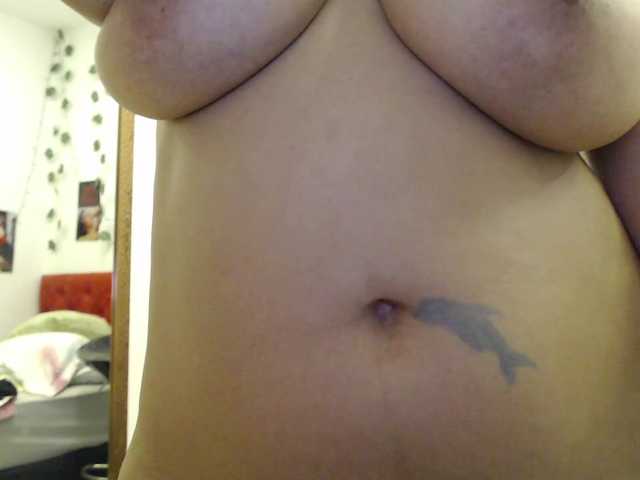 사진 evatwiss bigboobs #naturalboobs # latina #mature #con curves #sexy #smile #cum #squirt #cameltoe #fun #daddy # # pussy # shaved # nipples