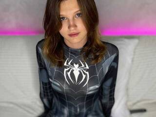 에로틱 한 영상 채팅 EveGoldie