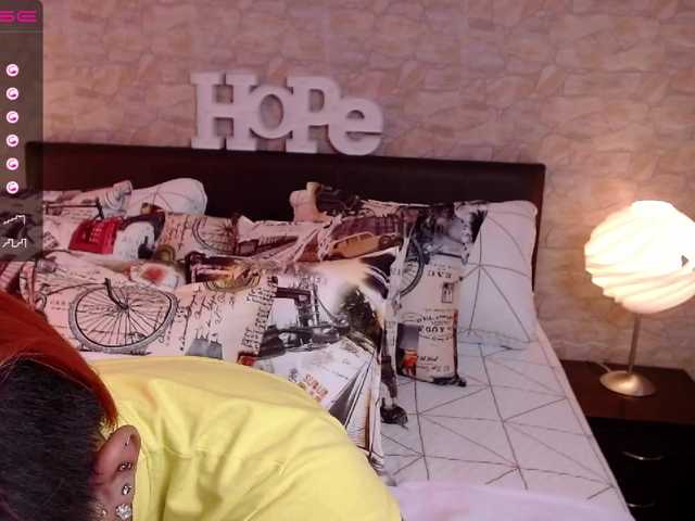 방송 스크린 샷 EvelynOwens