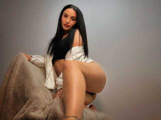 에로틱 한 영상 채팅 EvieKemp