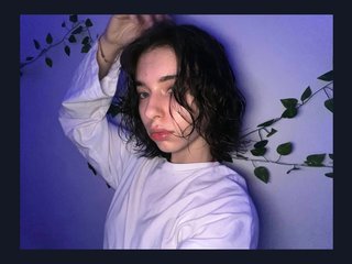 에로틱 한 영상 채팅 EvonneHeally