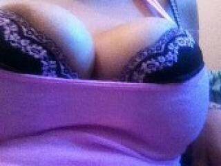 에로틱 한 영상 채팅 fantasizes