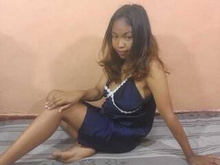 에로틱 한 영상 채팅 Fanyhota