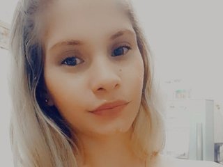 에로틱 한 영상 채팅 FergieDasher