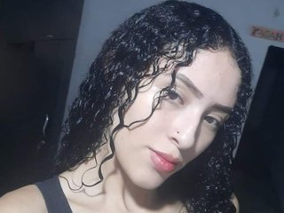 에로틱 한 영상 채팅 FernandaMarin