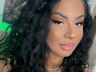 에로틱 한 영상 채팅 FinDomCardi