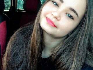 에로틱 한 영상 채팅 Fire-Berry