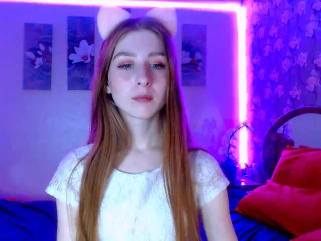 사진 FireShoWw hello in my room! I'm trying to break the earning record! I hope for your help! #young #teen #cute #new #toys #sexy #hot #natural #shaved #smalltits #redhair