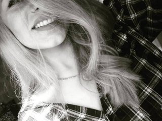에로틱 한 영상 채팅 Lilit_5319