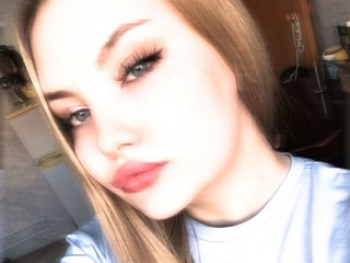 에로틱 한 영상 채팅 FloraFairy