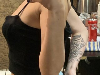 에로틱 한 영상 채팅 FollowMe069