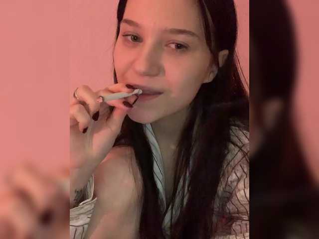 방송 스크린 샷 FoundaryElisa