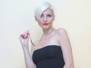 에로틱 한 영상 채팅 foxi1010