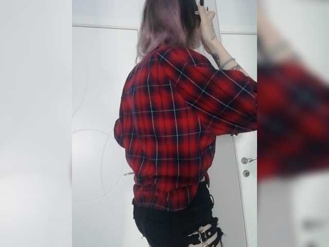 방송 스크린 샷 FoxliFletcher