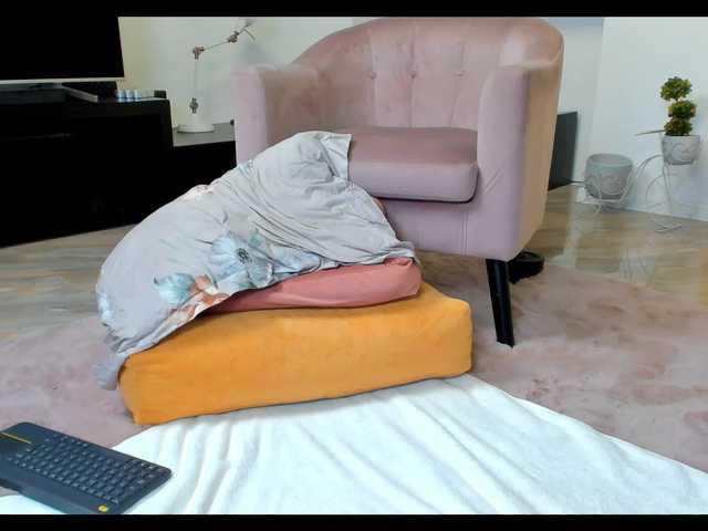 방송 스크린 샷 Foxyee