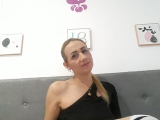 에로틱 한 영상 채팅 franchesk05