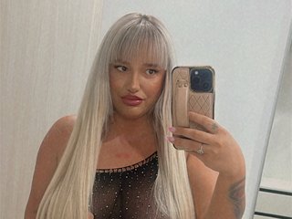 에로틱 한 영상 채팅 FranciiFr99