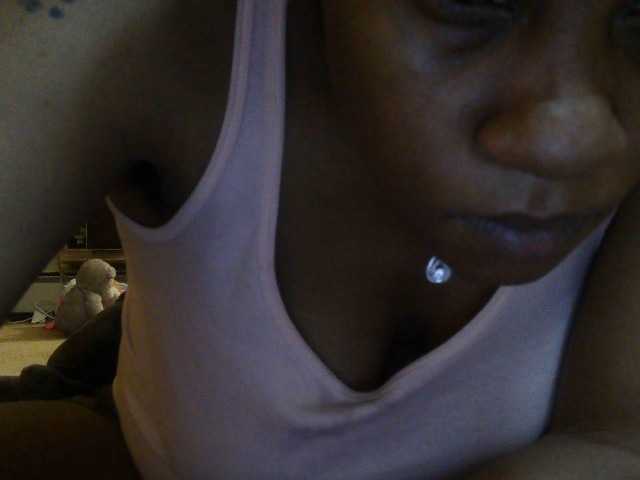 방송 스크린 샷 FreakyFeFe