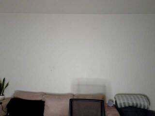 에로틱 한 영상 채팅 FreckledTemptation