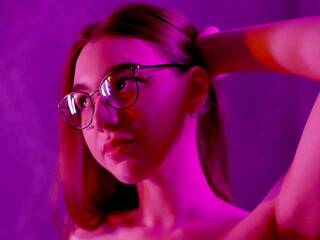 에로틱 한 영상 채팅 FreyaAdams