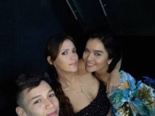 에로틱 한 영상 채팅 funysexcouple