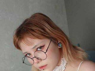 에로틱 한 영상 채팅 Furiyssh