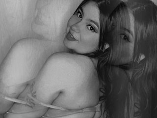 에로틱 한 영상 채팅 GabrielaRios