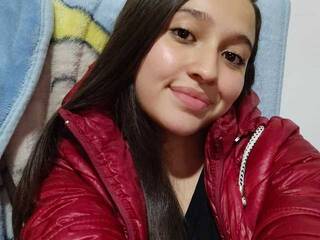 에로틱 한 영상 채팅 gema-roberts