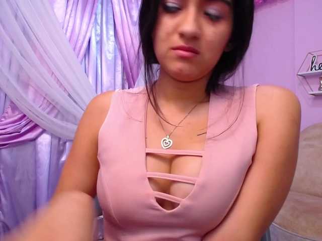 사진 genesis-pervy Hey Hey! Welcome to my room!Today I can not realize them show Explicit of pussy because i am stay in those days of the month sorry #bigboobs #latina #squirt #lovense