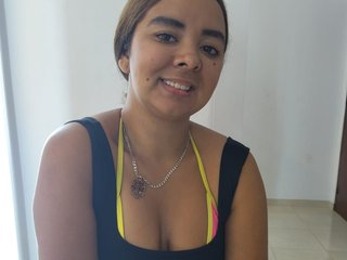 에로틱 한 영상 채팅 GiannaDavi