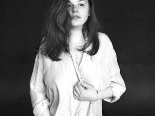 에로틱 한 영상 채팅 GingerHunter