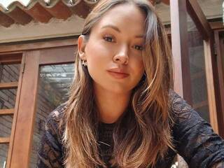 에로틱 한 영상 채팅 Gitana1