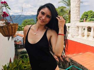 에로틱 한 영상 채팅 Grace-Olson