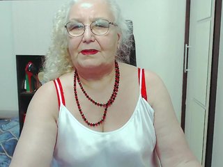에로틱 한 영상 채팅 GrannyWants