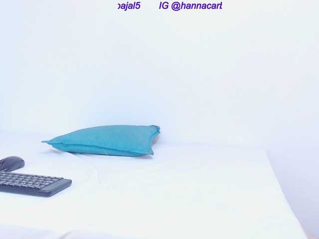 방송 스크린 샷 HanaCarbajal