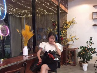 에로틱 한 영상 채팅 HanaThomas