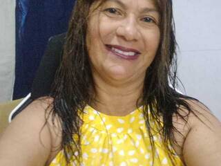 에로틱 한 영상 채팅 HannahIguazu