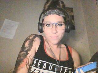 에로틱 한 영상 채팅 Harlemhotshot