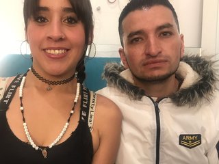 에로틱 한 영상 채팅 Harley-Taylle